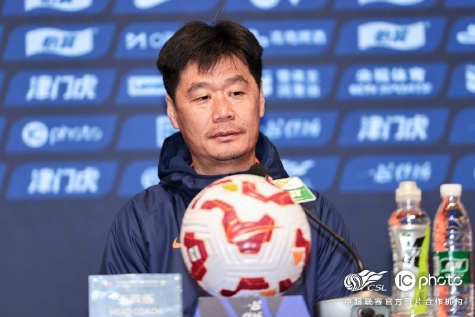 李霄鵬：希望明天比賽能打出一些新的東西，取得一個好的結(jié)果