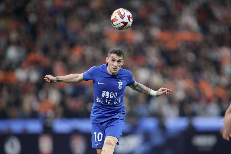 斯基拉：中超舊將斯坦丘接近免簽加盟熱那亞，合同期限到2027年