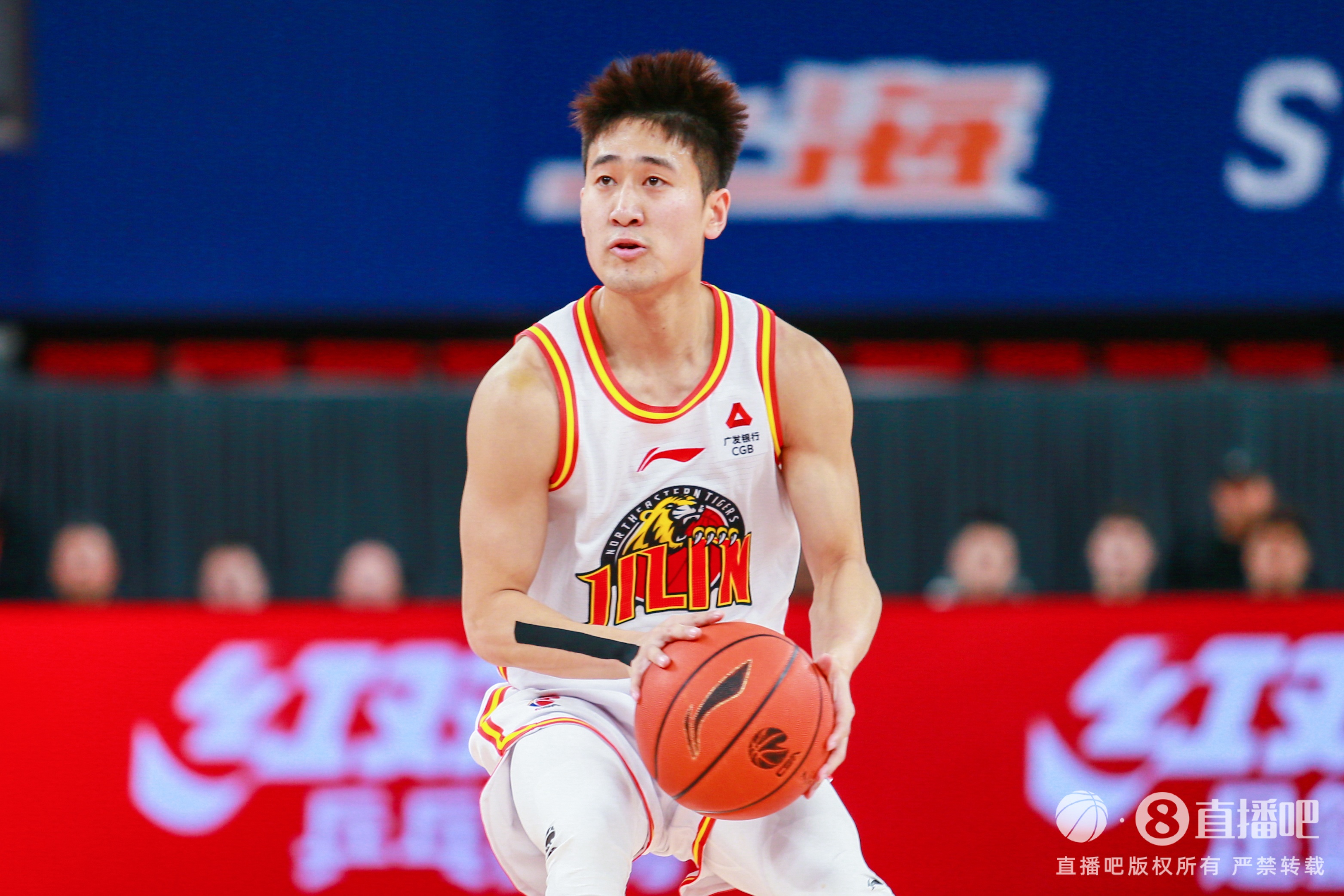 效率不高！姜偉澤13中5拿到14分 三分9中2