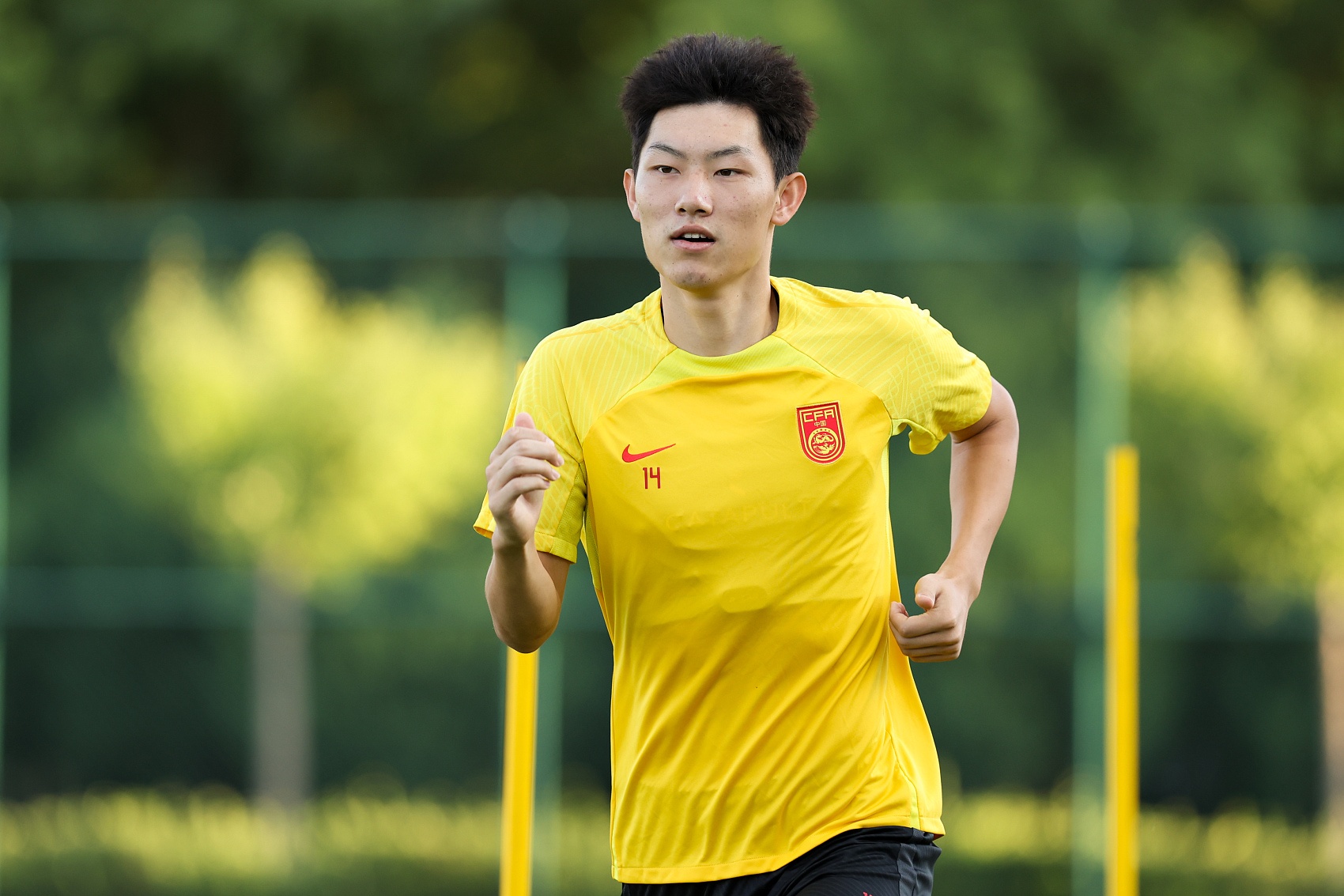 魯媒：泰山隊(duì)抵達(dá)梅州五外援齊整，四名國(guó)腳可出戰(zhàn)史松宸隨隊(duì)