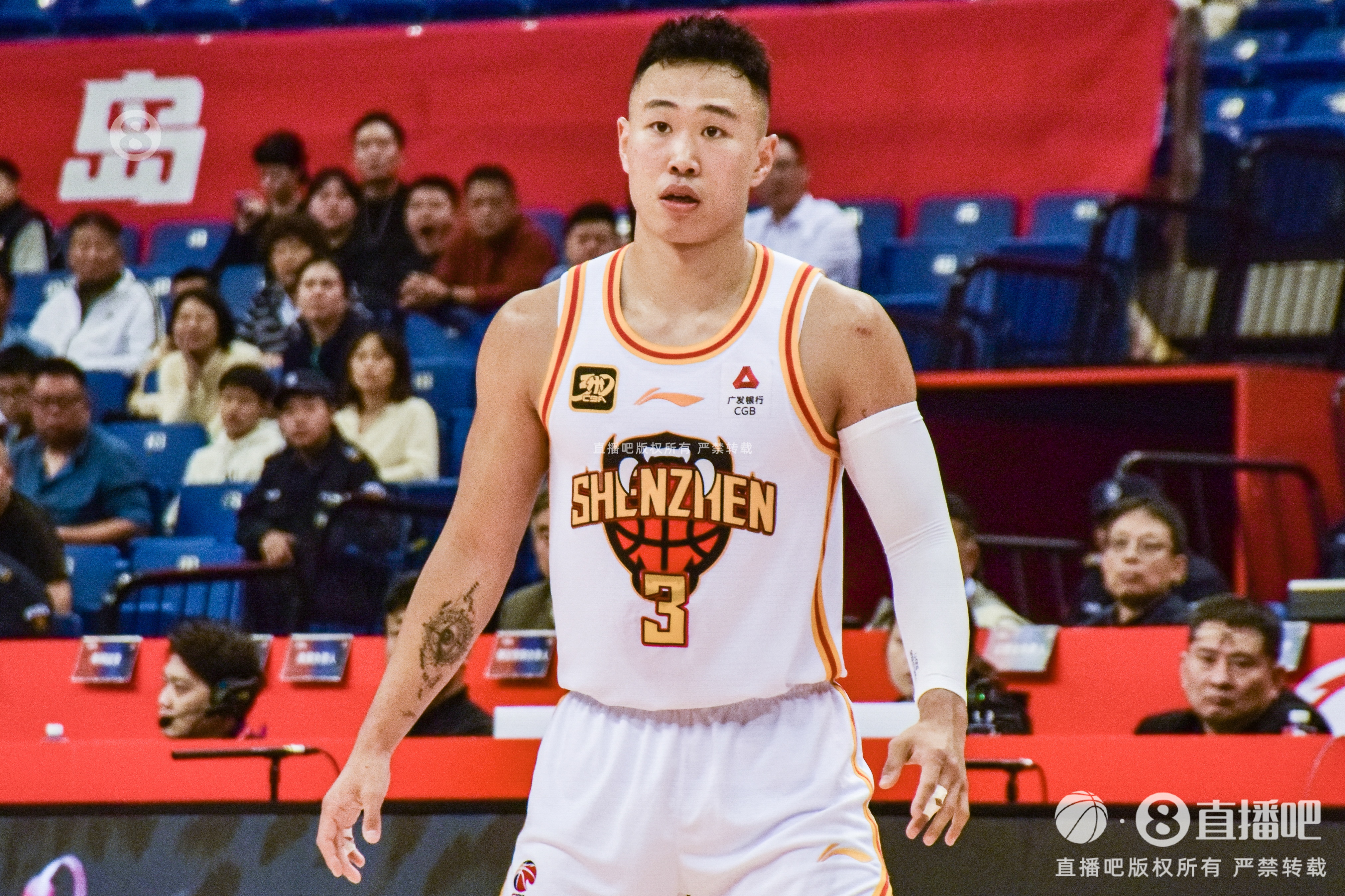 效率太低！賀希寧21中6拿到20分7板3助 4失誤&正負(fù)值-16